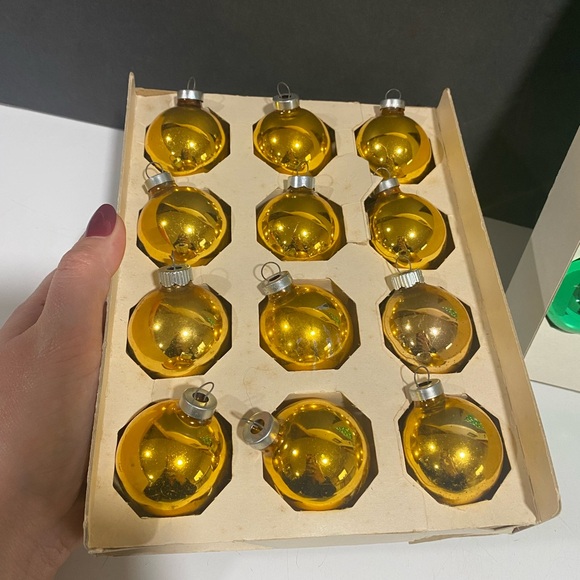 Vintage Ornaments Christmas Franke Shiny Brite in Box Gold Pyramid Green USA 30 - Picture 5 of 9